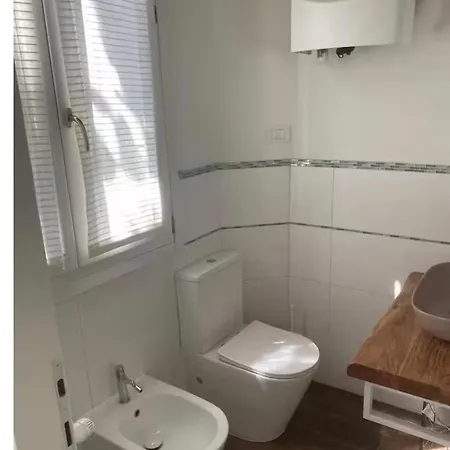 Apartamento Cento14 Di Fronte Casa Di Cura Fogliani Vicino Centro Storico Parcheggio Privato Módena